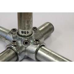 TF158 4 Way Centre Cross