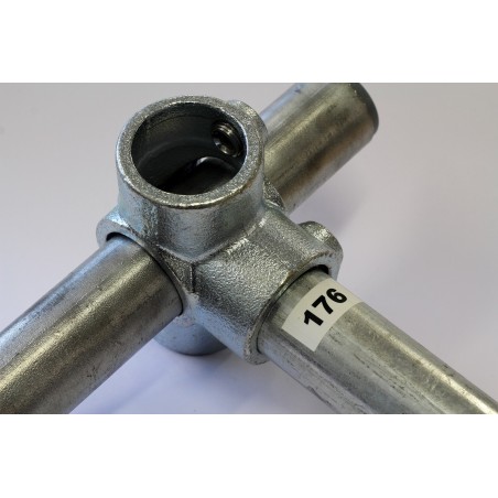 TF176 Side Outlet Tee