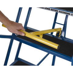 Warehouse Essential Safety Steps - 8 Tread - 10/15 day delivery